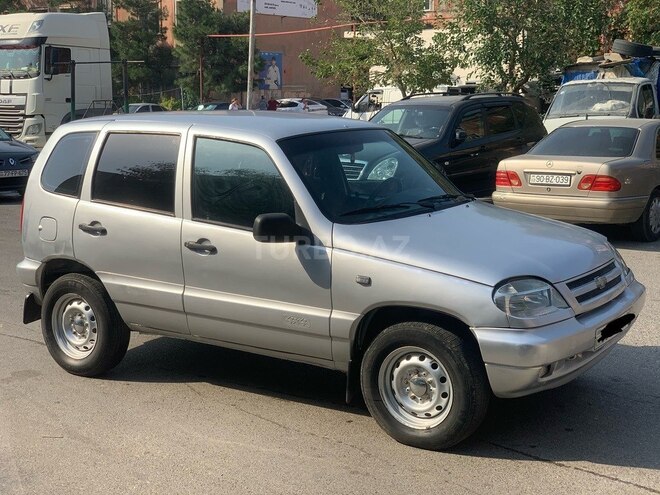 Chevrolet Niva 2008, 200,000 km - 1.7 л - Bakı