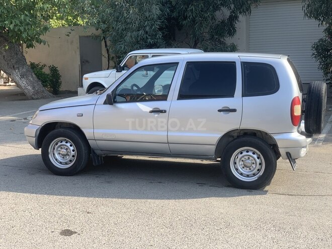 Chevrolet Niva 2008, 200,000 km - 1.7 л - Bakı