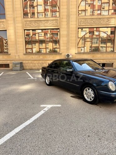 Mercedes E 200 1998, 420,000 km - 2.0 l - Bakı