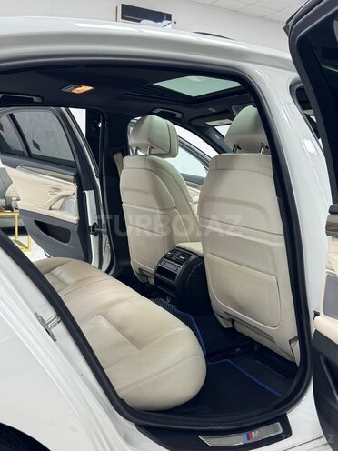 BMW 528 2015, 237,000 km - 2.0 l - Bakı