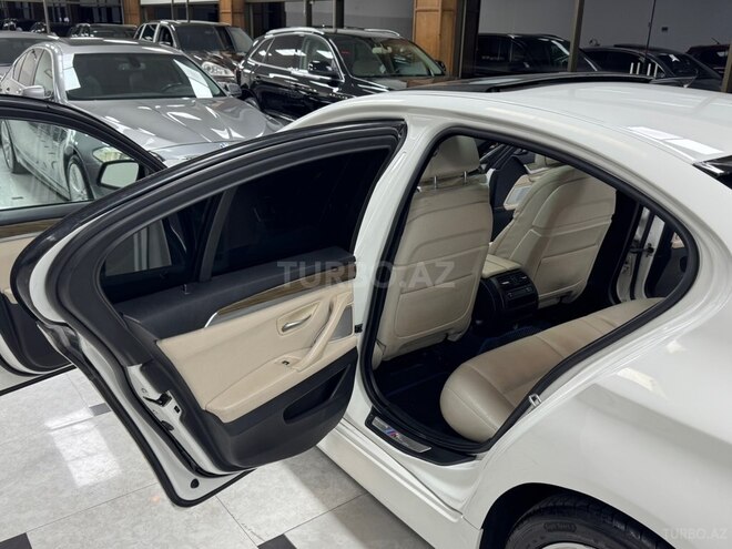 BMW 528 2015, 237,000 km - 2.0 l - Bakı