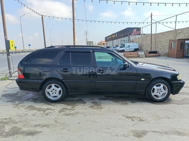 Mercedes C 220 2000, 234,568 km - 2.2 l - Bakı