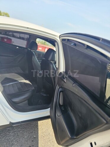 Volkswagen Passat 2010, 213,000 km - 1.8 л - Bərdə