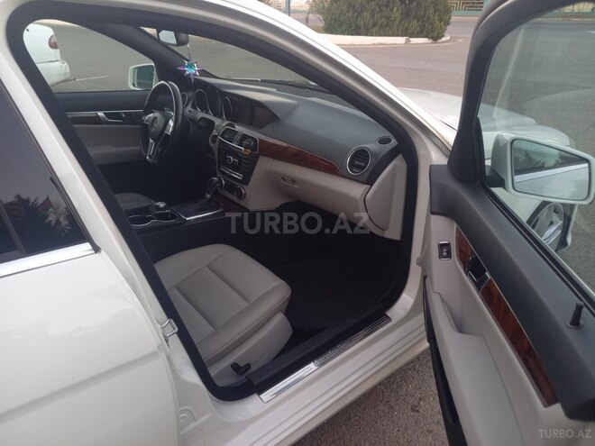 Mercedes C 250 2012, 188,000 km - 1.8 l - Qazax