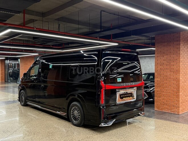 Toyota HiAce 2025, 2,500 km - 3.5 l - Bakı