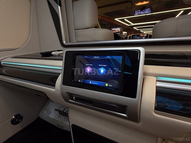 Toyota HiAce 2025, 2,500 km - 3.5 l - Bakı