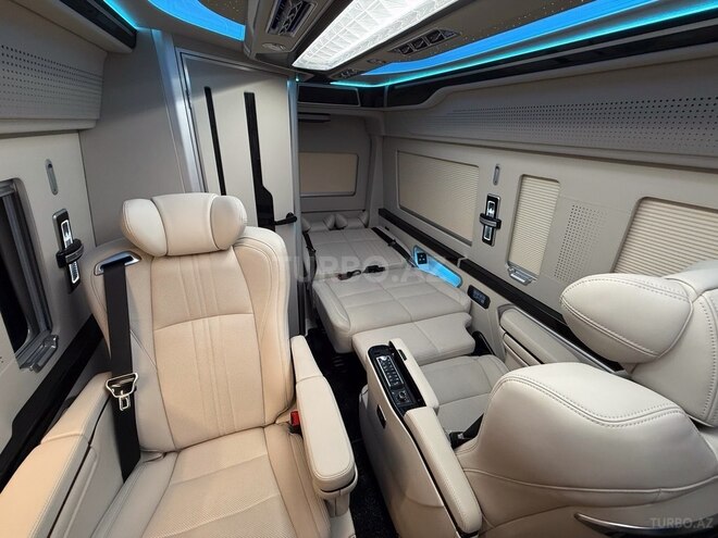 Toyota HiAce 2025, 2,500 km - 3.5 l - Bakı
