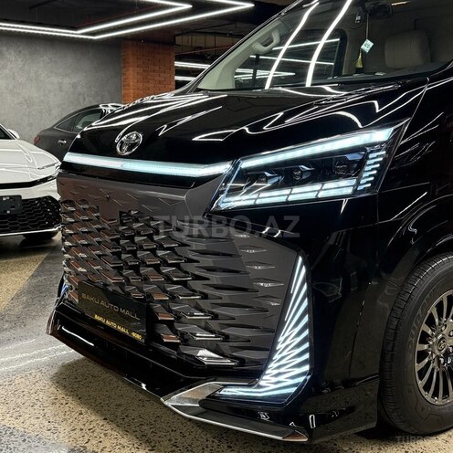 Toyota HiAce 2025, 2,500 km - 3.5 l - Bakı