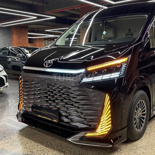 Toyota HiAce 2025, 2,500 km - 3.5 l - Bakı