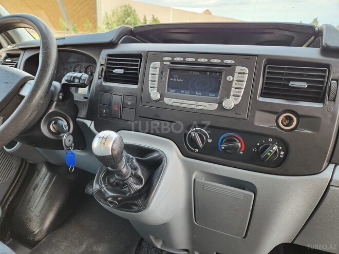 Ford Transit 2009, 192,000 km - 2.4 л - Bakı