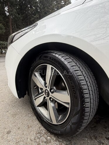 Kia K3 2017, 173,000 km - 1.6 l - Mingəçevir