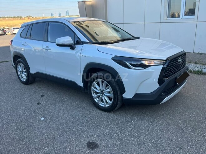 Toyota Corolla Cross 2025, 3,600 km - 2.0 l - Bakı