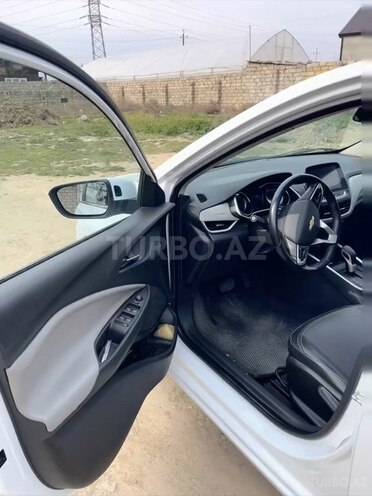 Chevrolet Onix 2024, 64,000 km - 1.2 l - Bakı