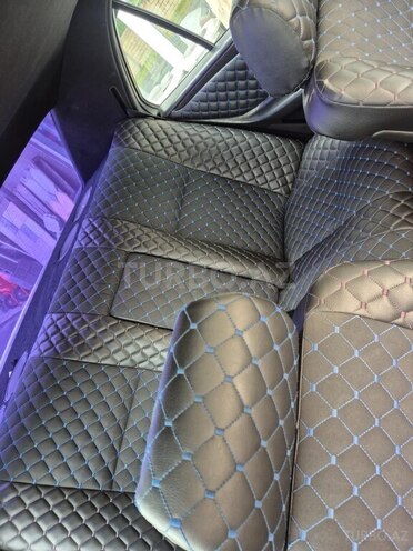 Mercedes E 240 1998, 500,000 km - 2.4 l - Zaqatala