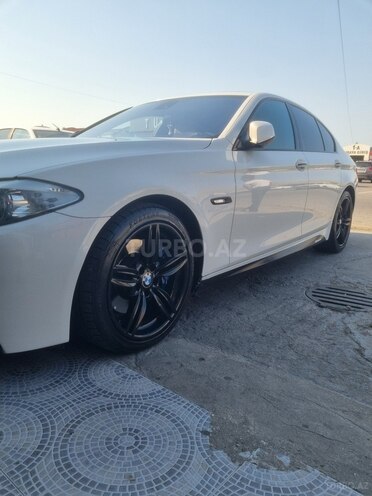 BMW 530 2011, 255,000 km - 3.0 l - Bakı