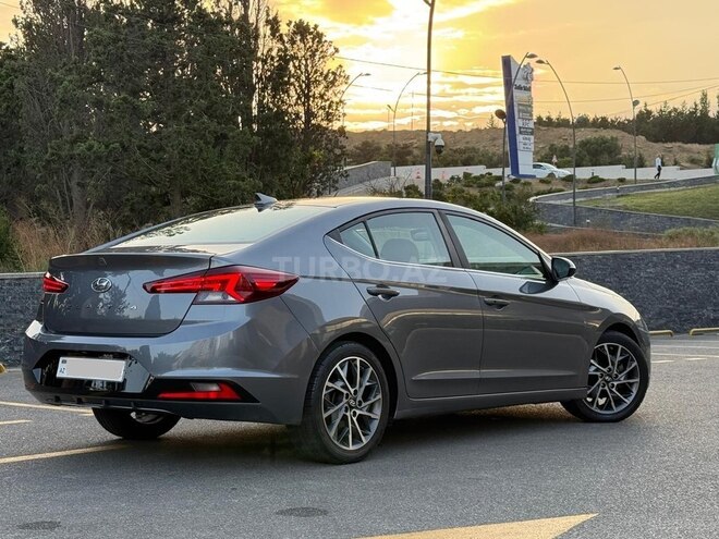 Hyundai Elantra 2019, 116,500 km - 2.0 l - Bakı