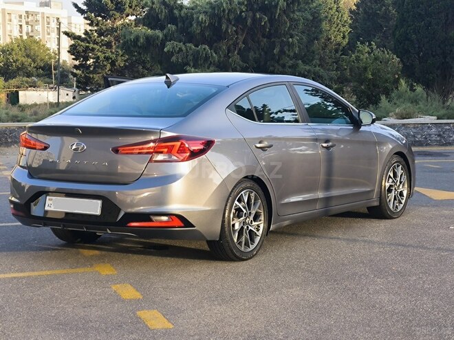 Hyundai Elantra 2019, 116,500 km - 2.0 l - Bakı