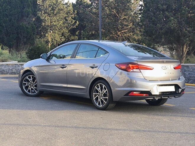 Hyundai Elantra 2019, 116,500 km - 2.0 l - Bakı