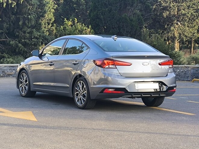Hyundai Elantra 2019, 116,500 km - 2.0 l - Bakı