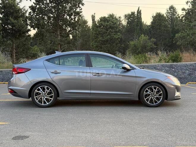 Hyundai Elantra 2019, 116,500 km - 2.0 l - Bakı