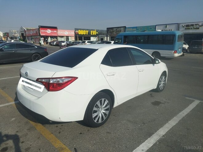 Toyota Corolla 2015, 100,726 km - 1.8 l - Bakı