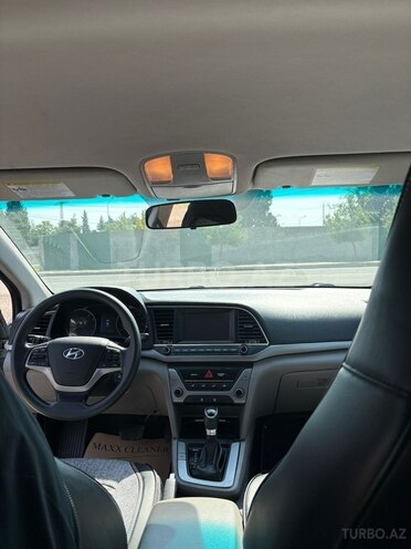 Hyundai Elantra 2018, 370,000 km - 2.0 l - Ağstafa