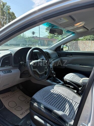 Hyundai Elantra 2018, 370,000 km - 2.0 l - Ağstafa