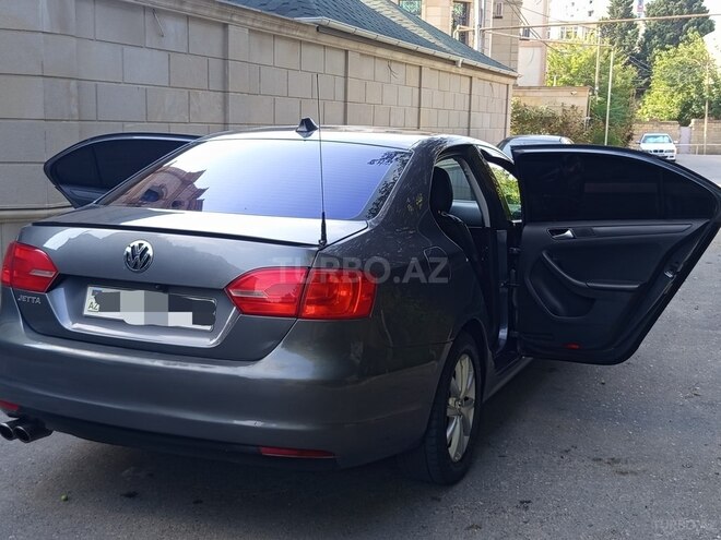 Volkswagen Jetta 2014, 136,200 km - 2.0 l - Bakı