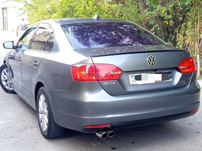 Volkswagen Jetta 2014, 136,200 km - 2.0 l - Bakı