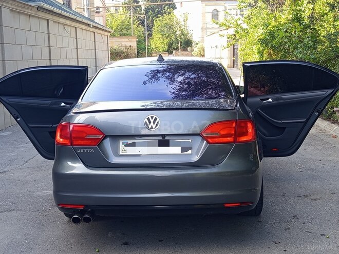 Volkswagen Jetta 2014, 136,200 km - 2.0 l - Bakı