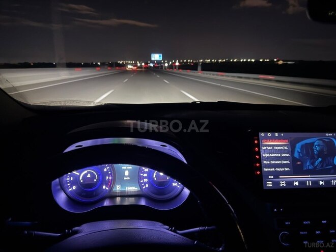 Hyundai Grandeur 2016, 200,000 km - 2.4 l - Qazax