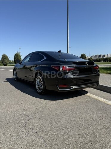 Lexus ES 250 2022, 32,500 km - 2.5 л - Bakı
