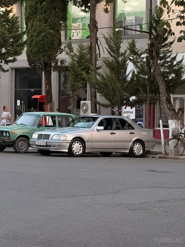 Mercedes C 200 1998, 288,888 km - 2.0 л - Astara