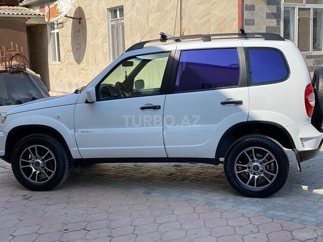 Chevrolet Niva 2012, 131,000 km - 1.7 л - Bakı