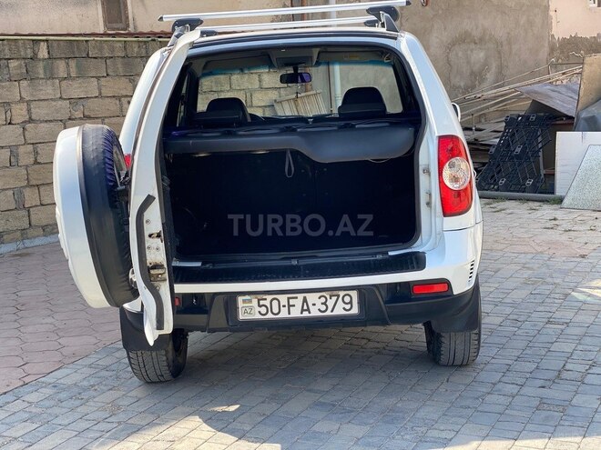 Chevrolet Niva 2012, 131,000 km - 1.7 л - Bakı