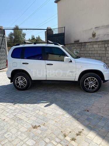 Chevrolet Niva 2012, 131,000 km - 1.7 л - Bakı