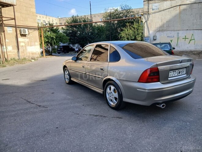 Opel Vectra 1999, 352,500 km - 1.8 l - Bakı
