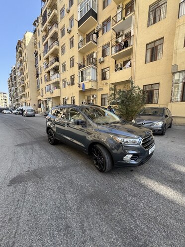 Ford Escape 2019, 119,000 km - 1.5 l - Bakı