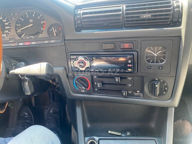 BMW 316 1989, 246,000 km - 1.8 l - Bakı