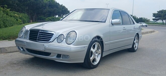 Mercedes E 220 1999, 357,000 km - 2.2 л - Bakı