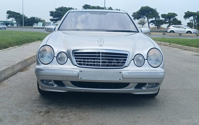 Mercedes E 220 1999, 357,000 km - 2.2 л - Bakı