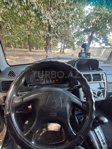 Mitsubishi Pajero io 1999, 583,178 km - 1.8 l - Masallı