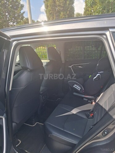Toyota RAV4 2023, 29,500 km - 2.5 л - Bakı