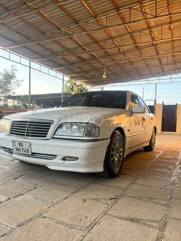 Mercedes C 240 1998, 365,000 km - 2.4 л - Bakı