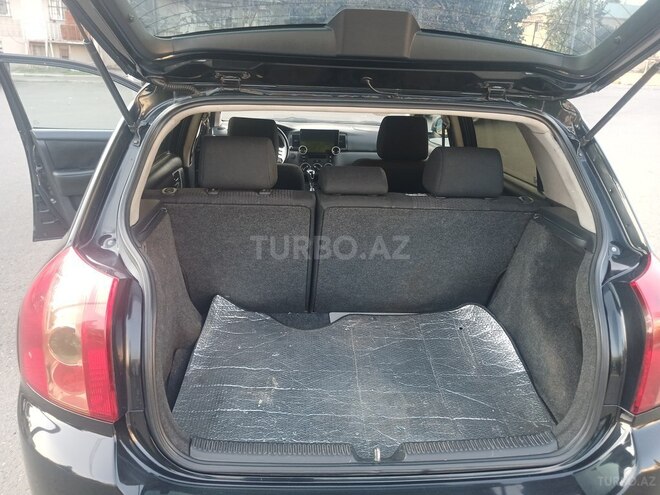 Toyota Corolla 2005, 220,000 km - 1.4 l - Gəncə