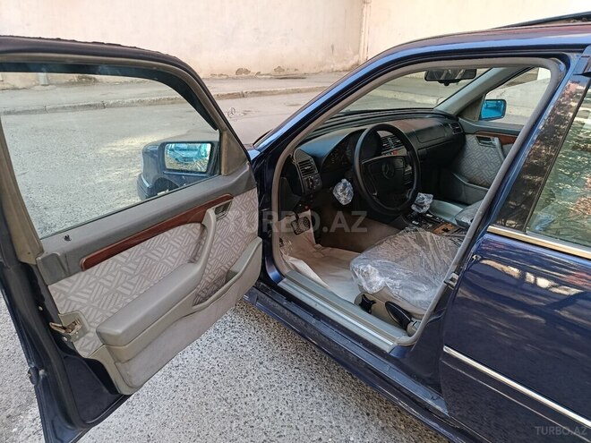 Mercedes C 200 1994, 225,544 km - 2.0 л - Bakı