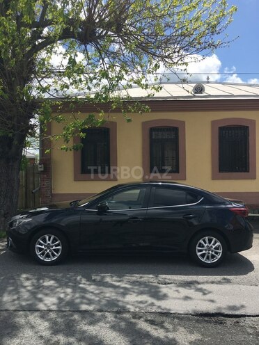 Mazda 3 2014, 183,000 km - 1.5 l - Qax