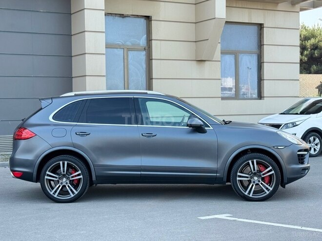Porsche Cayenne Turbo S 2011, 176,000 km - 4.8 л - Sumqayıt