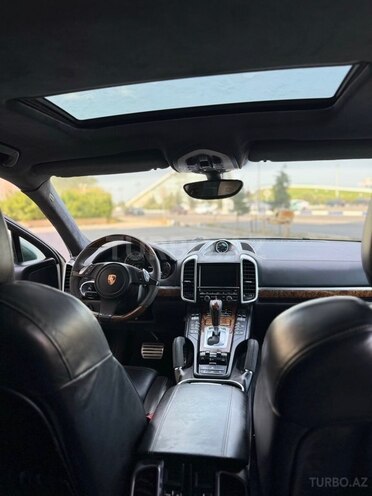 Porsche Cayenne Turbo S 2011, 176,000 km - 4.8 л - Sumqayıt