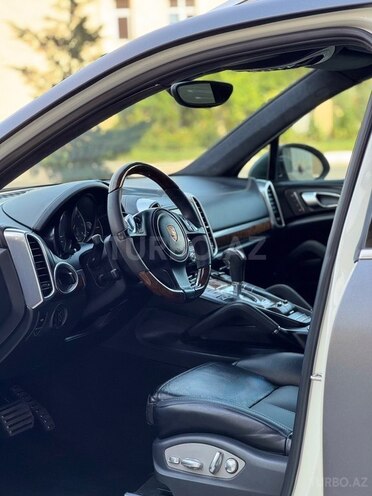 Porsche Cayenne Turbo S 2011, 176,000 km - 4.8 л - Sumqayıt